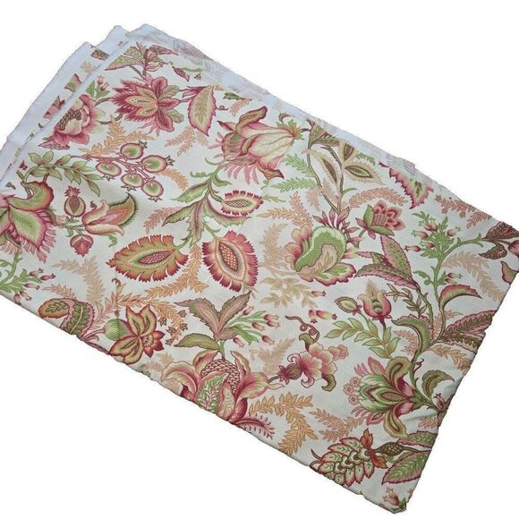 Richloom Wicklojs Passion Pink Jacobean Floral Vine Fabric 1.95 Yards 54"W - Picture 1 of 4